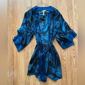 S/M Soma robe! New without tags